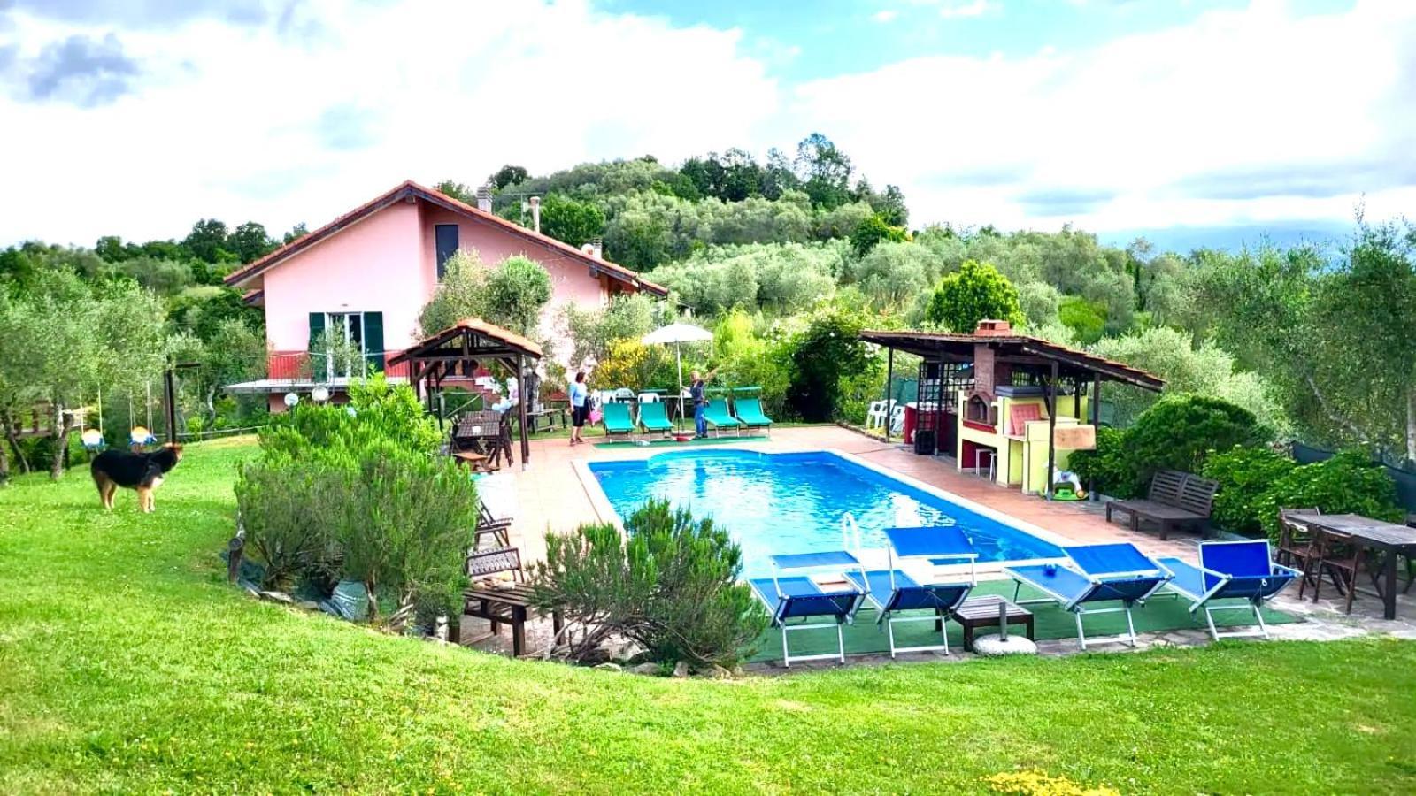 Hotel La Casa Rosa Borghetto di Vara Exterior foto