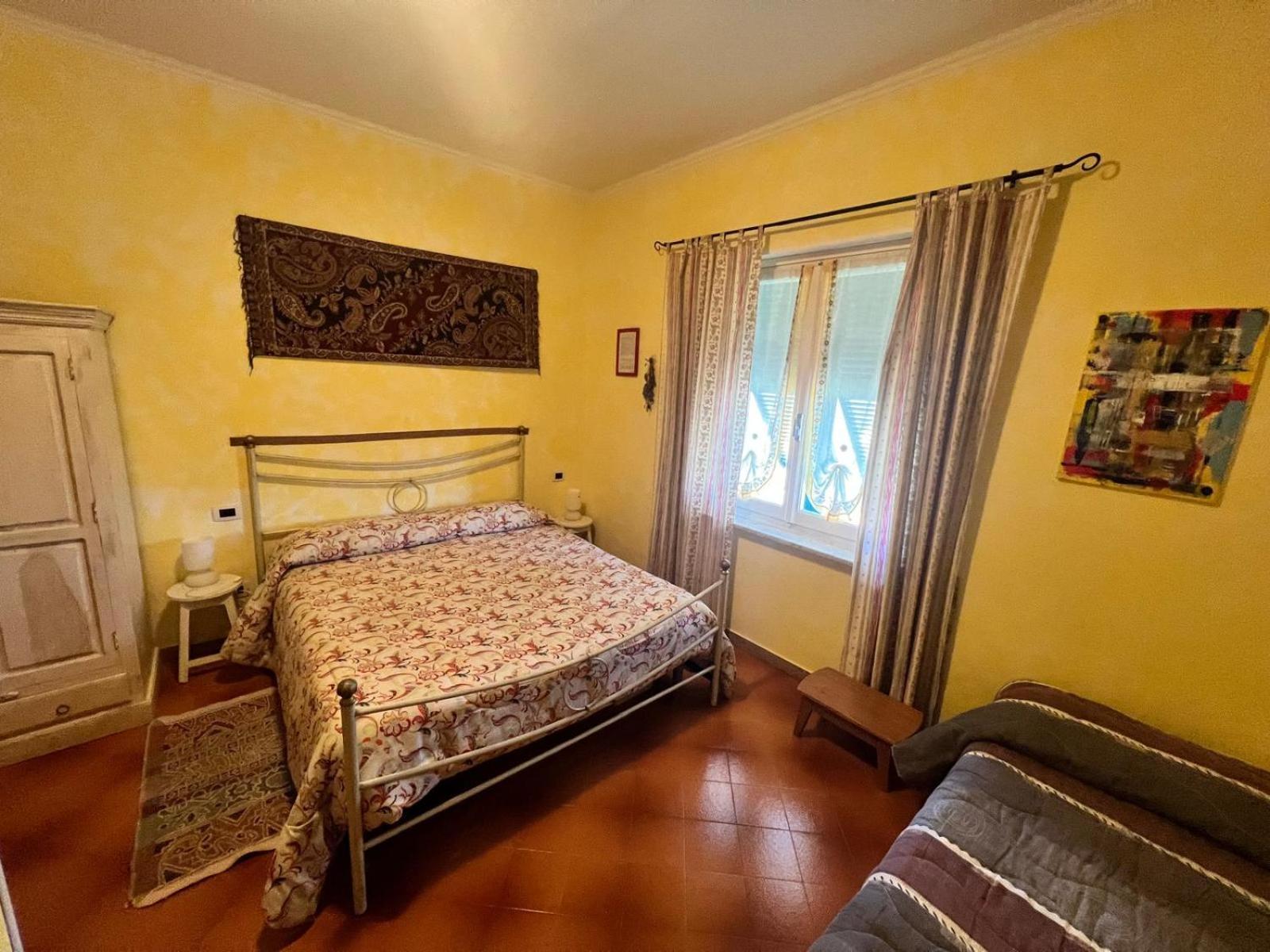 Hotel La Casa Rosa Borghetto di Vara Exterior foto